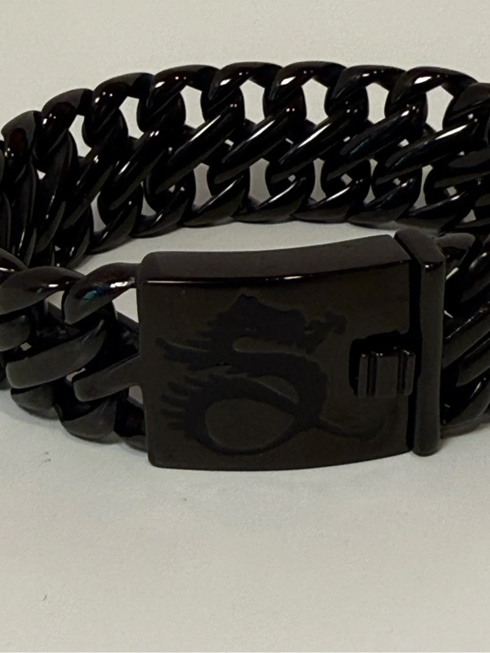 Glossy Black Chunky Chain Bracelet with Dragon Design